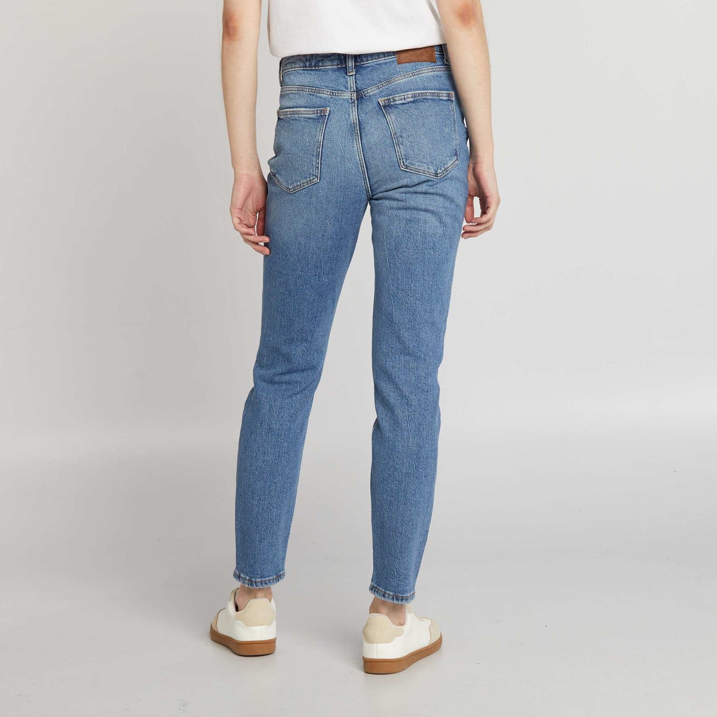 Slim-fit jeans with high waist and distressed detailing BLUE