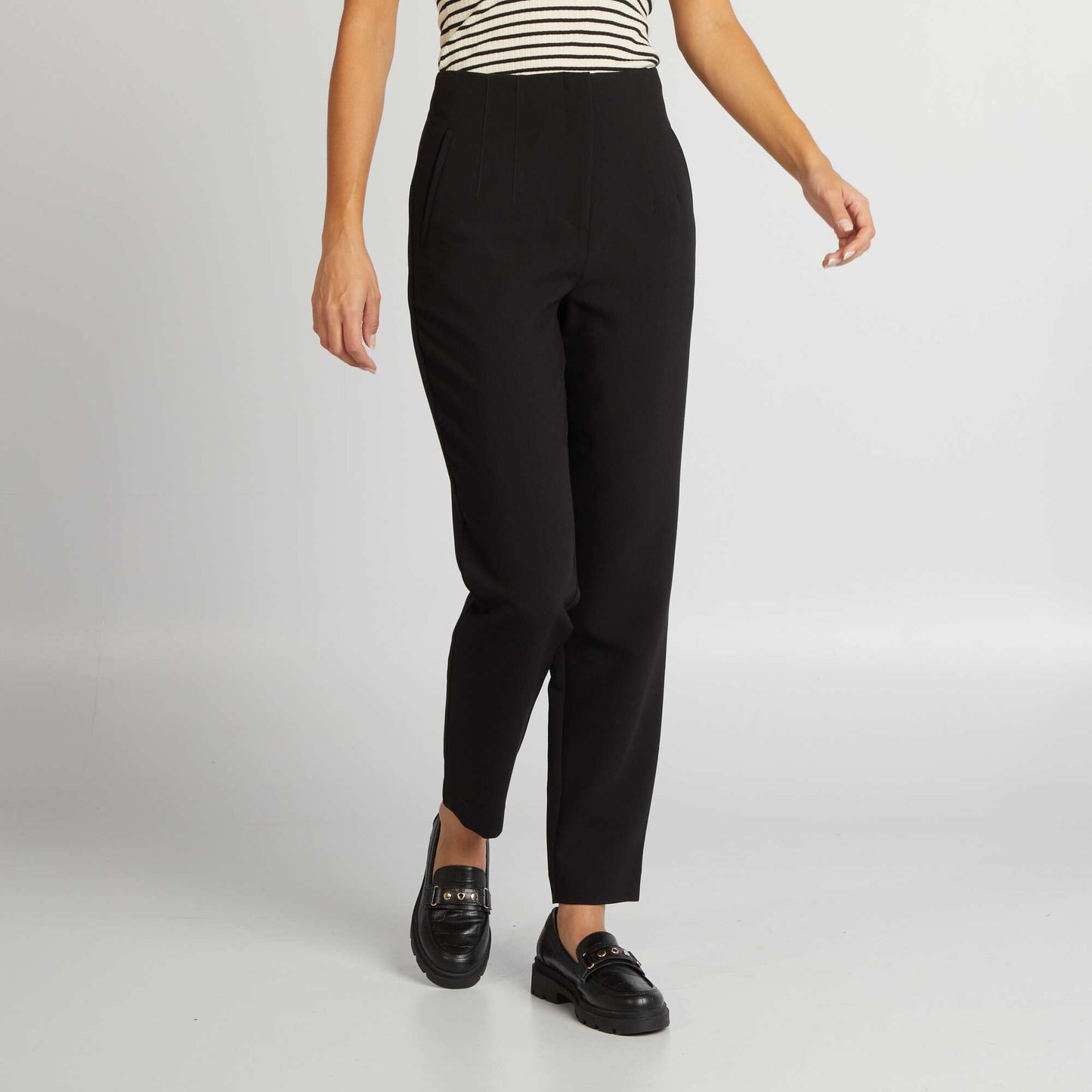 High-waisted straight-leg trousers black