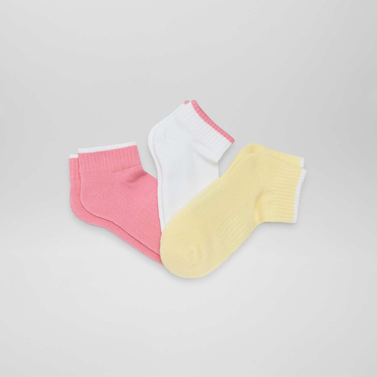 Short sports socks YELLOW