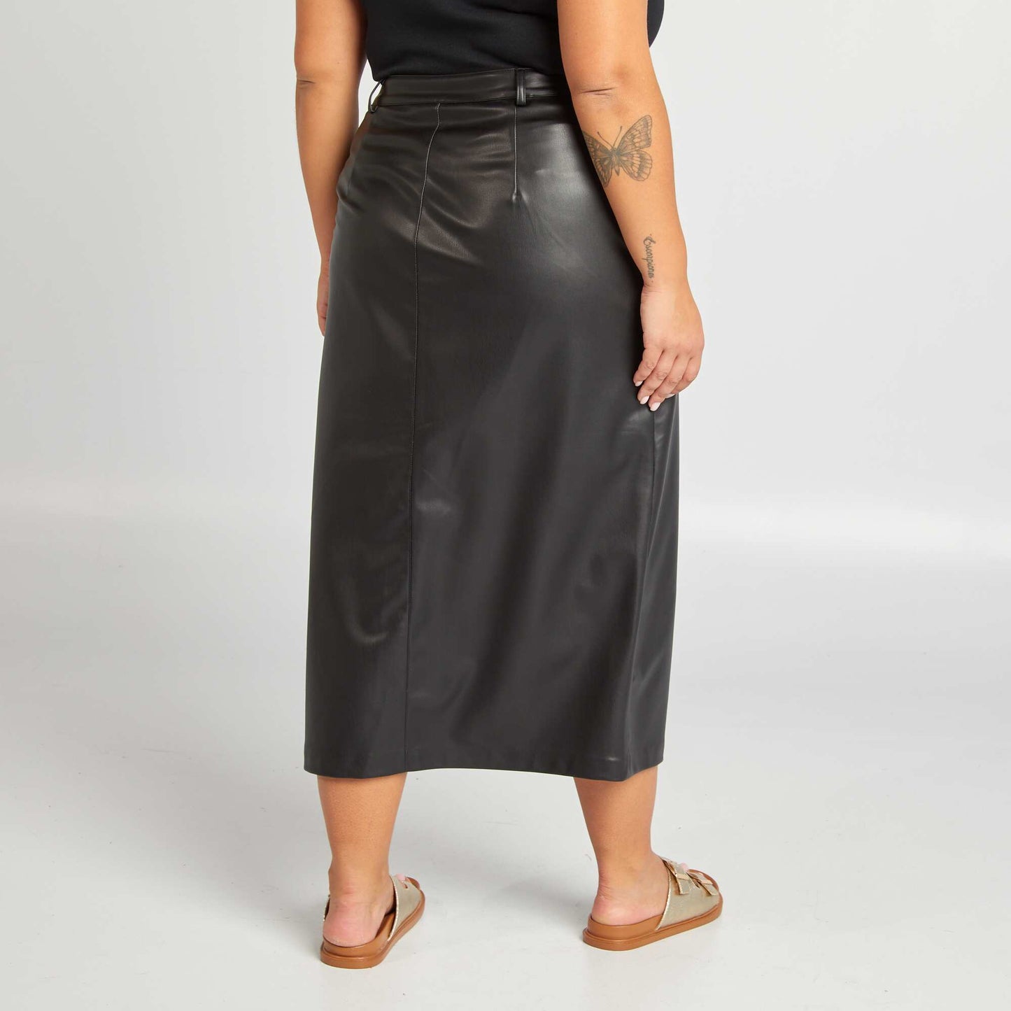 Faux leather pencil skirt black