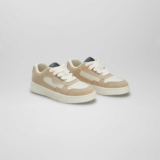 Low-top trainers beige