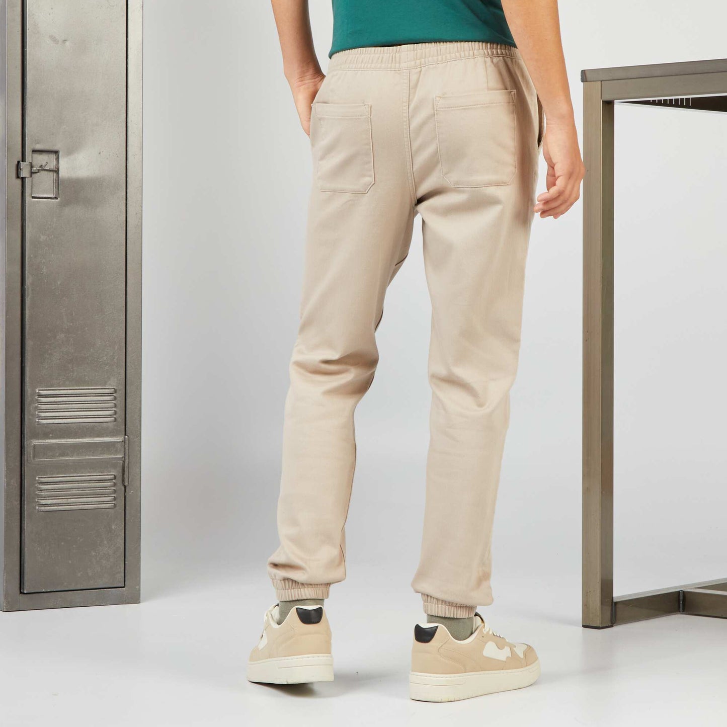 Jogger trousers beige