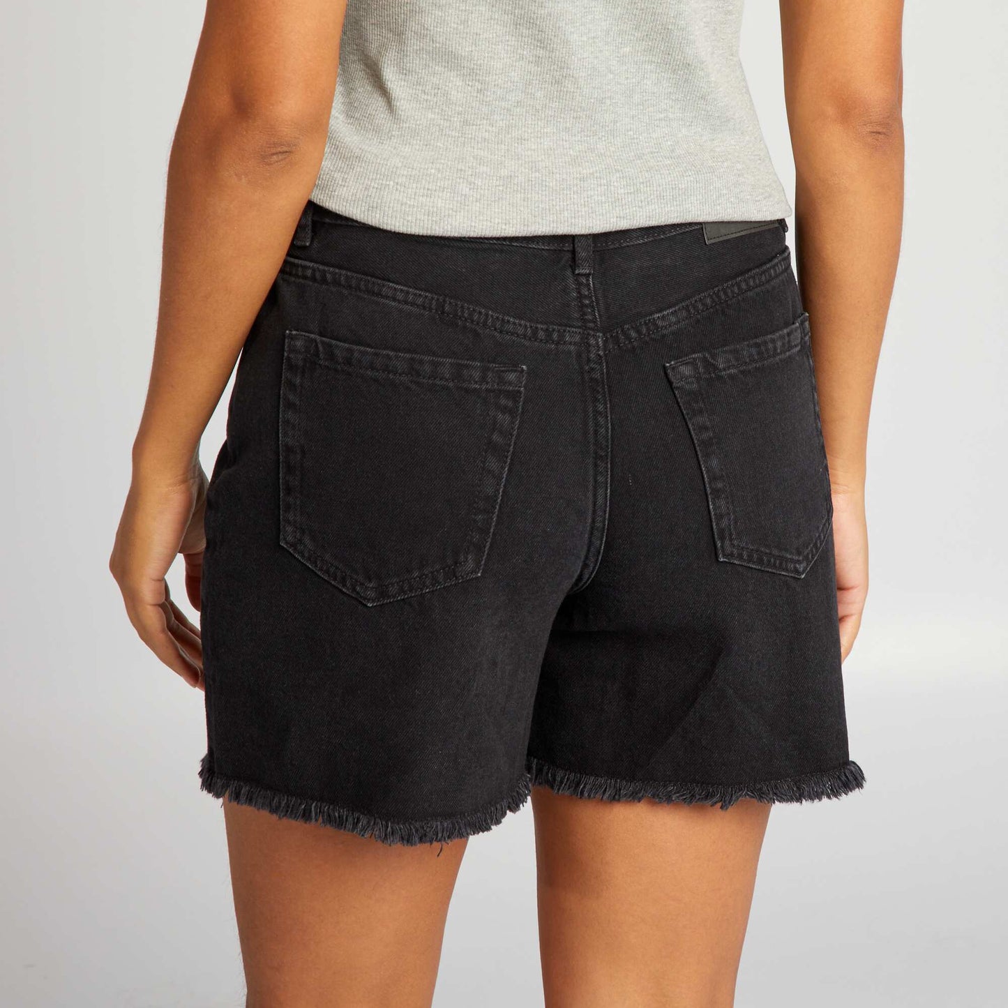 High-waisted shorts with buttons GREY