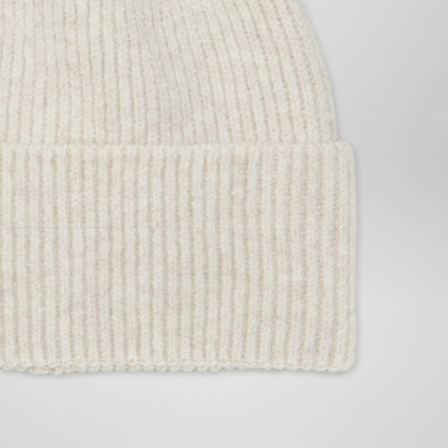 Cuffed knit beanie beige