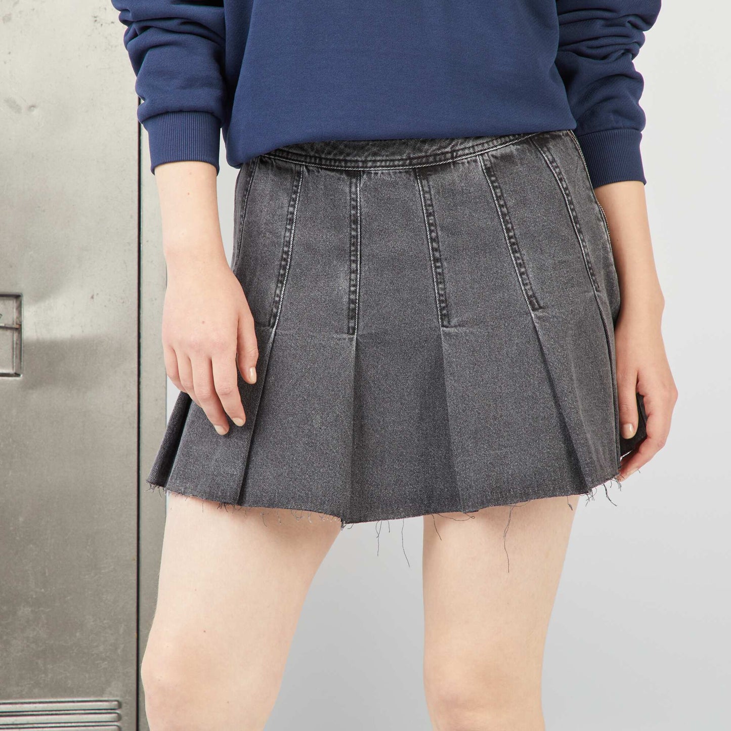 Pleated-effect denim skirt GREY