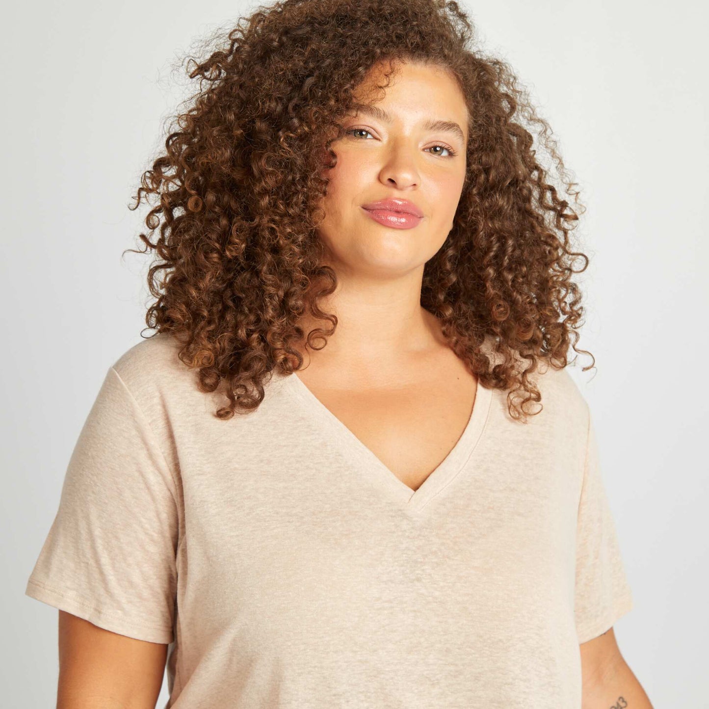 Linen blend V-neck T-shirt BEIGE