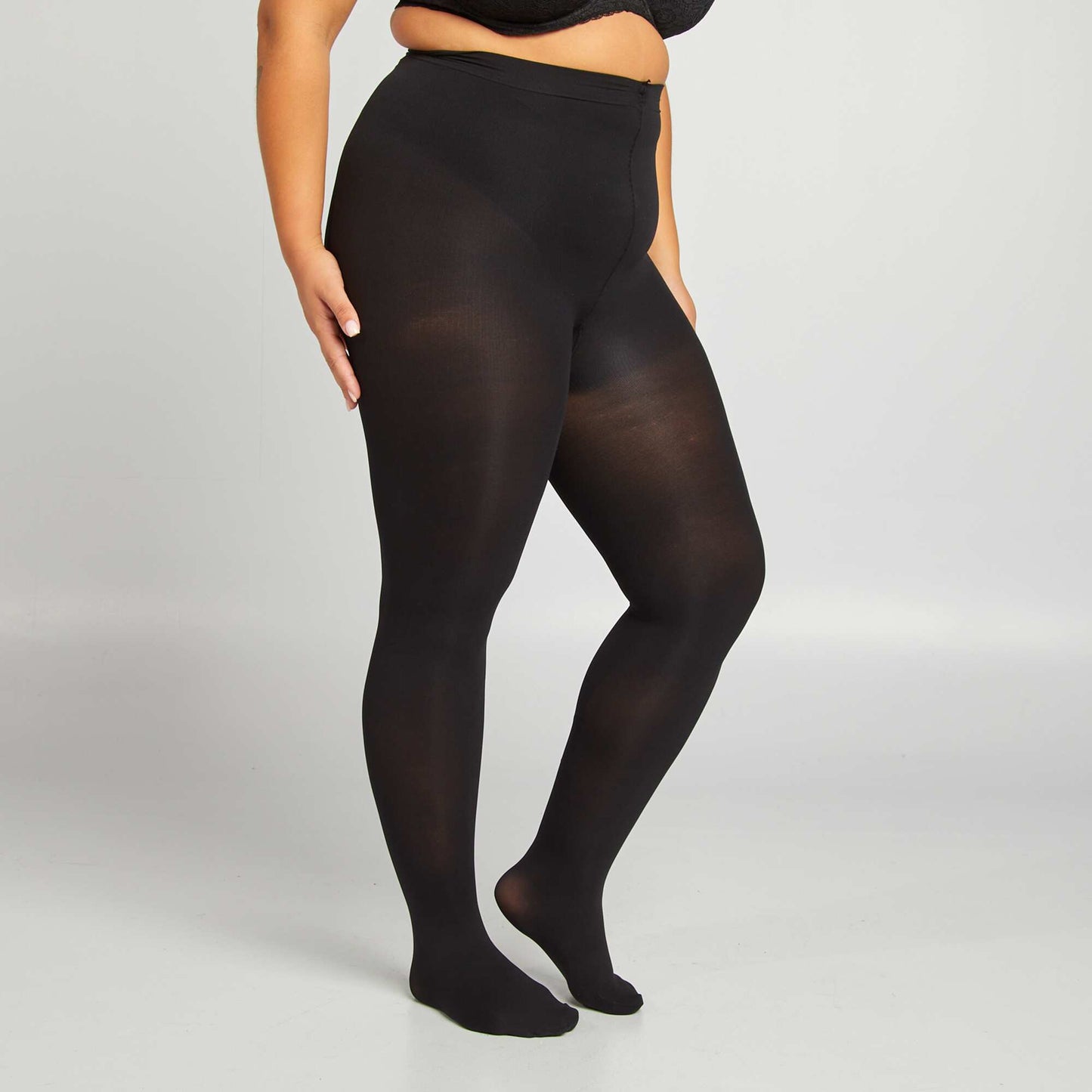 Pair of 120 denier tights black