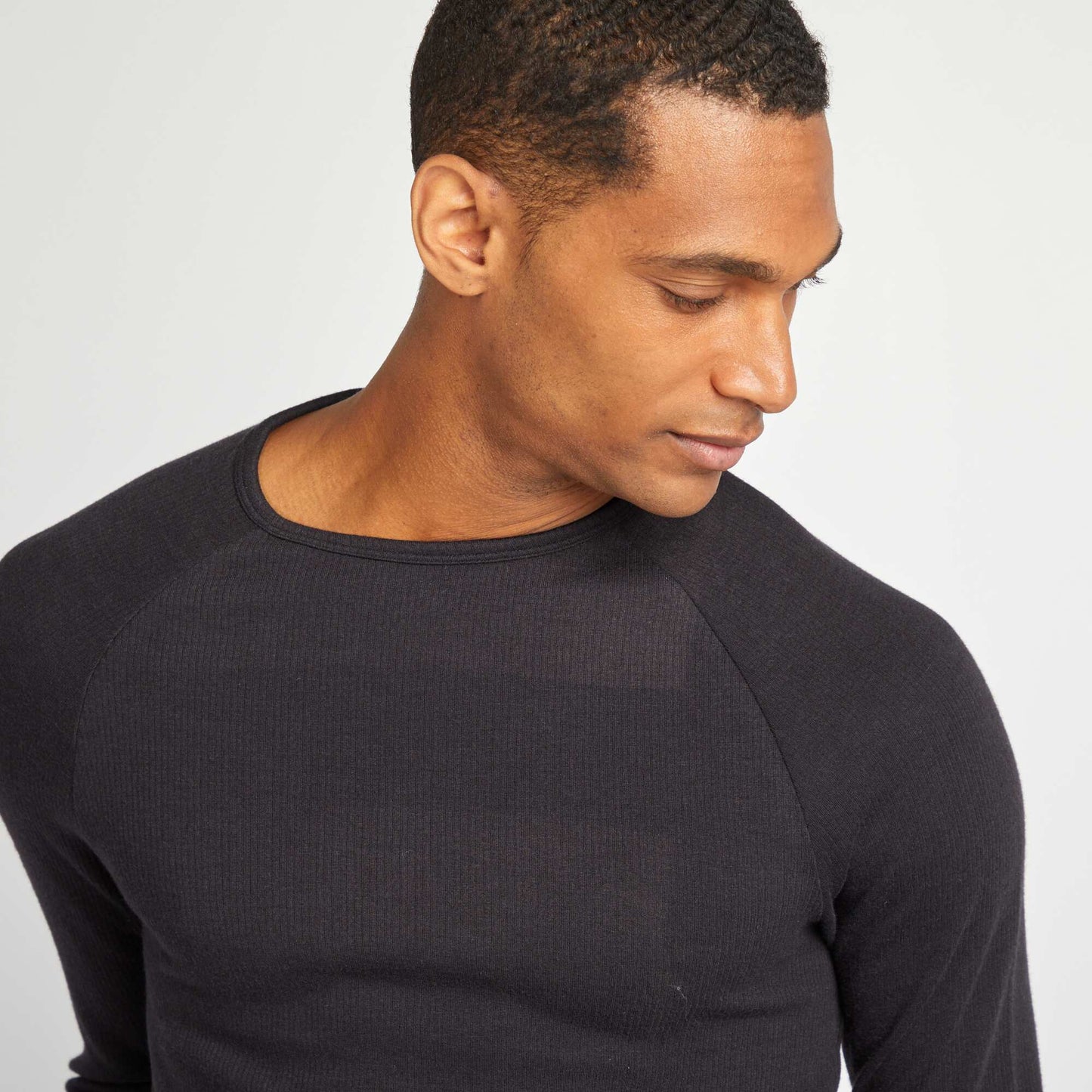 Long-sleeved heat-regulating T-shirt black