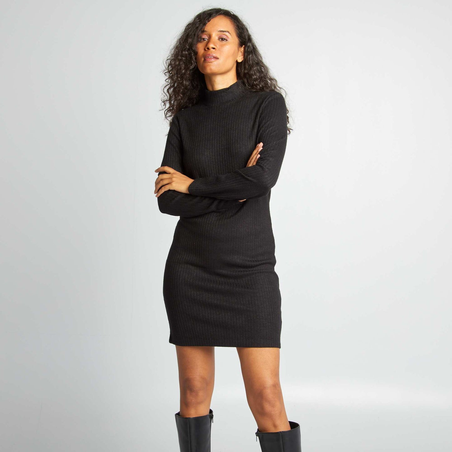 Short ribbed knit dress black