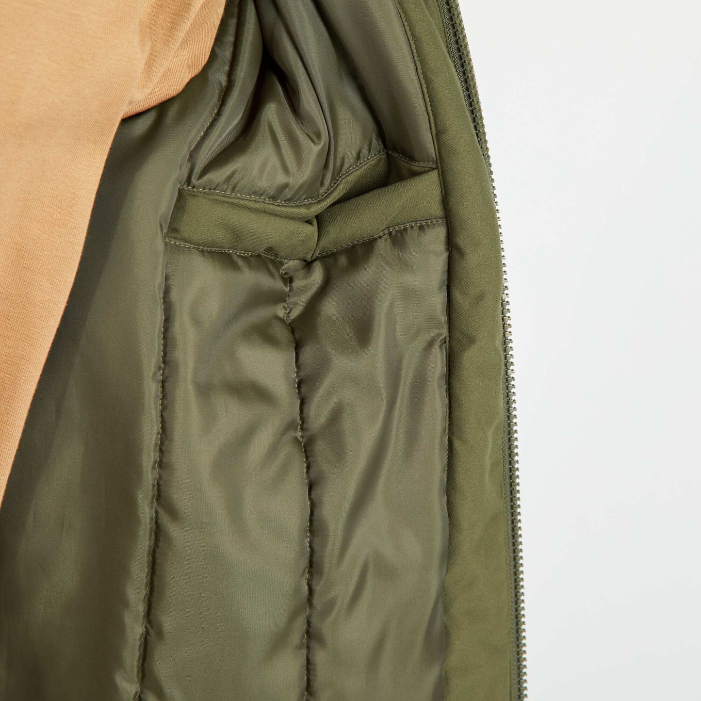 Warm jacket with Sherpa-lined hood GREEN