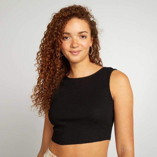 Backless cropped vest top black