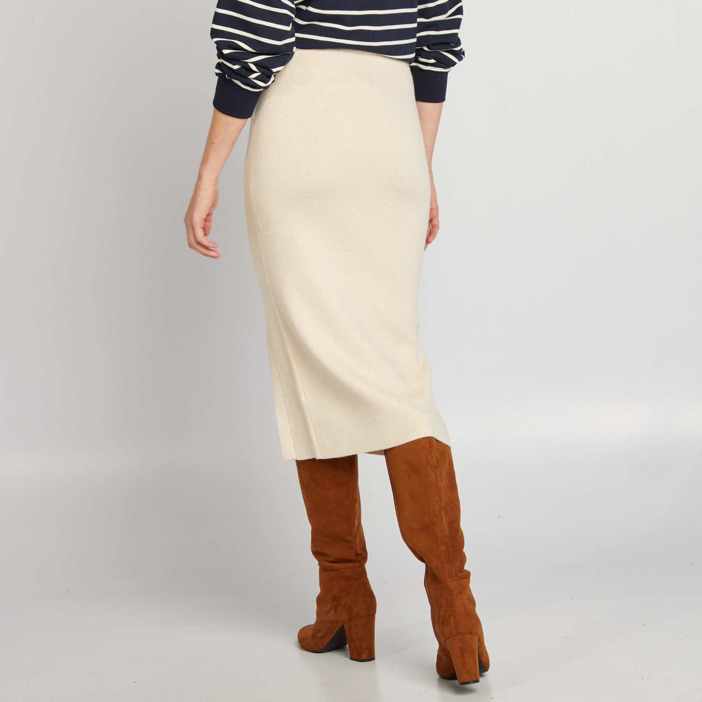 Form-fitting sweater skirt BEIGE