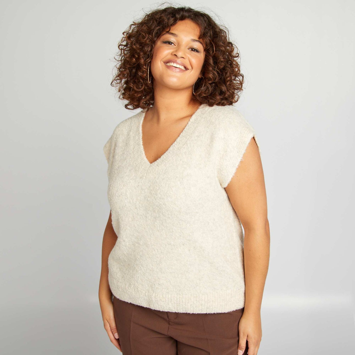 Sleeveless knit jumper BEIGE