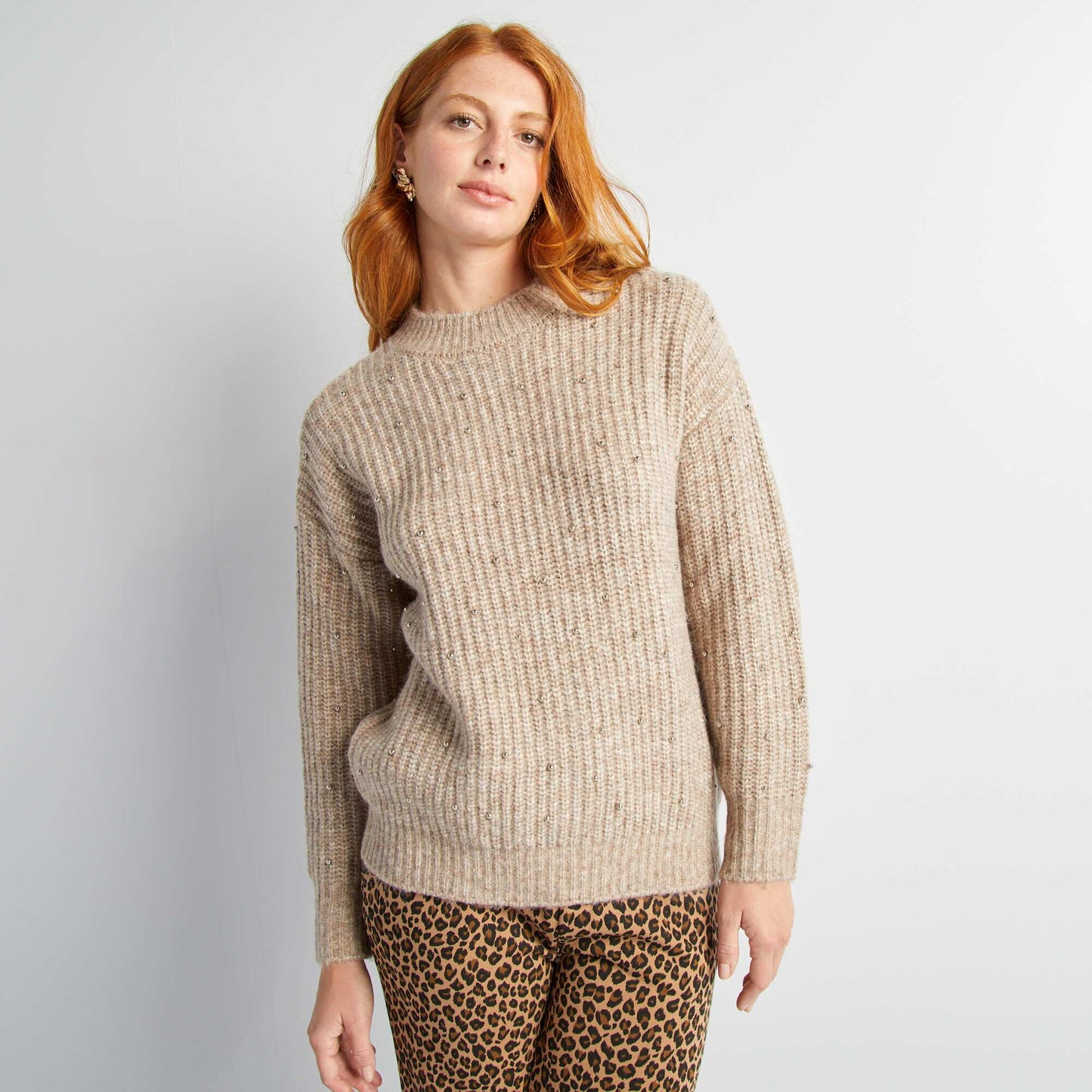 Knitted sweater with decorative beads BEIGE