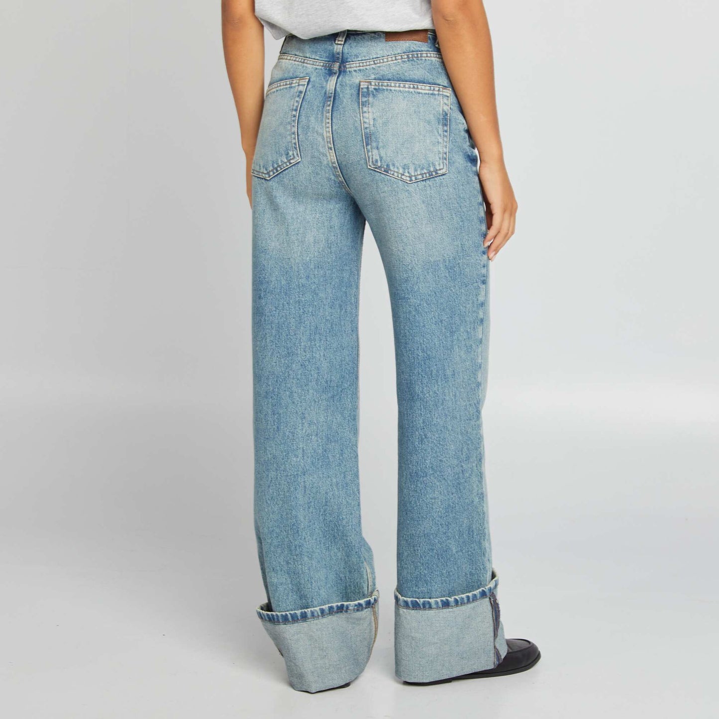 High-rise wide-leg jeans with turn-ups BLUE