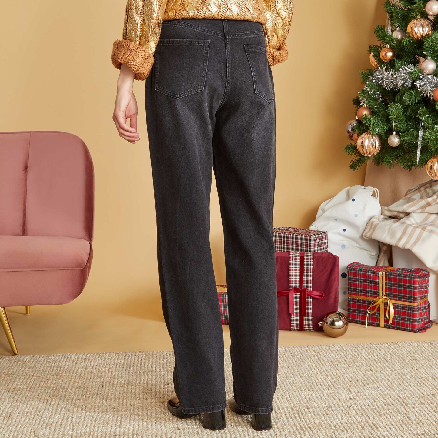 Straight high-waist trousers with diamantés - L32 GREY