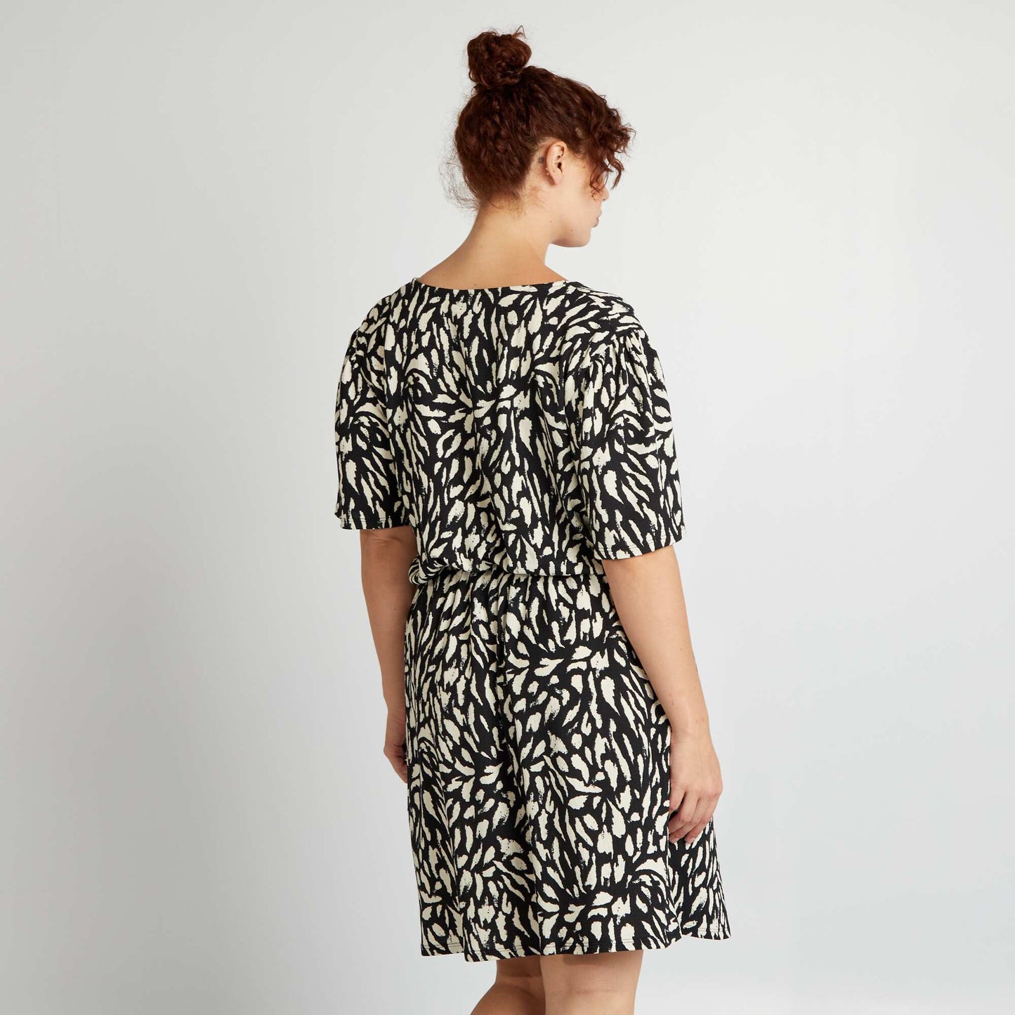 Patterned crepe wrap dress BLACK