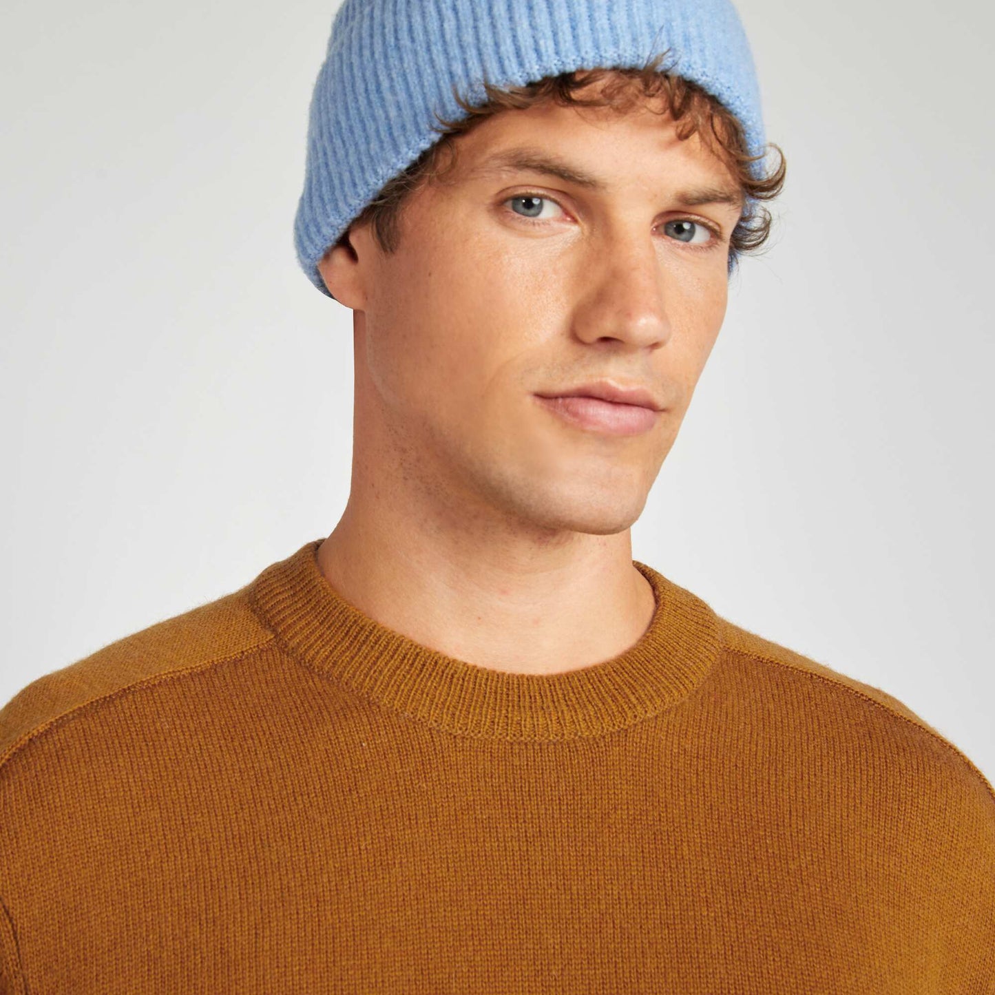 Round-neck wool sweater YELLOW