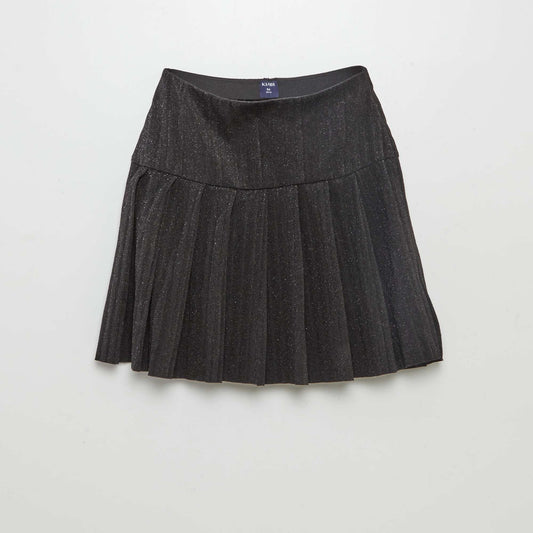 Pleated kiss knit skirt black