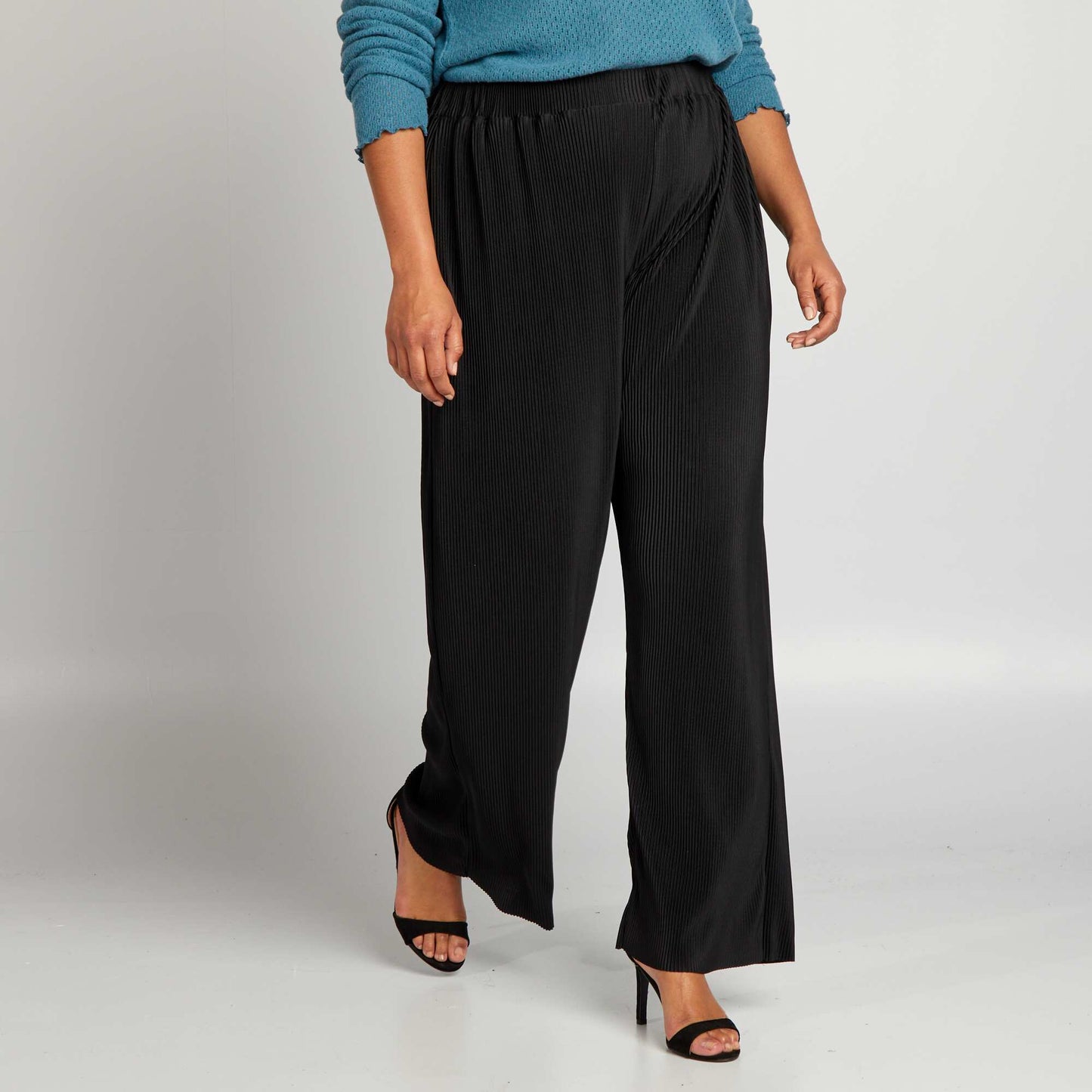 Pleated knit fabric wide-leg trousers black