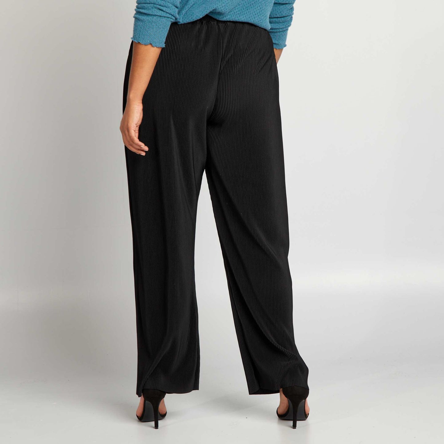 Pleated knit fabric wide-leg trousers black