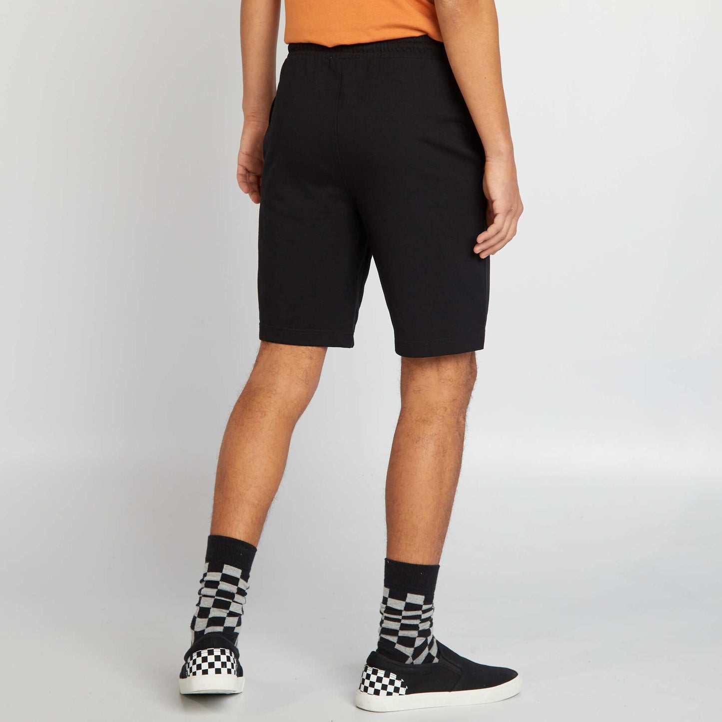 Jogger-style sports shorts black