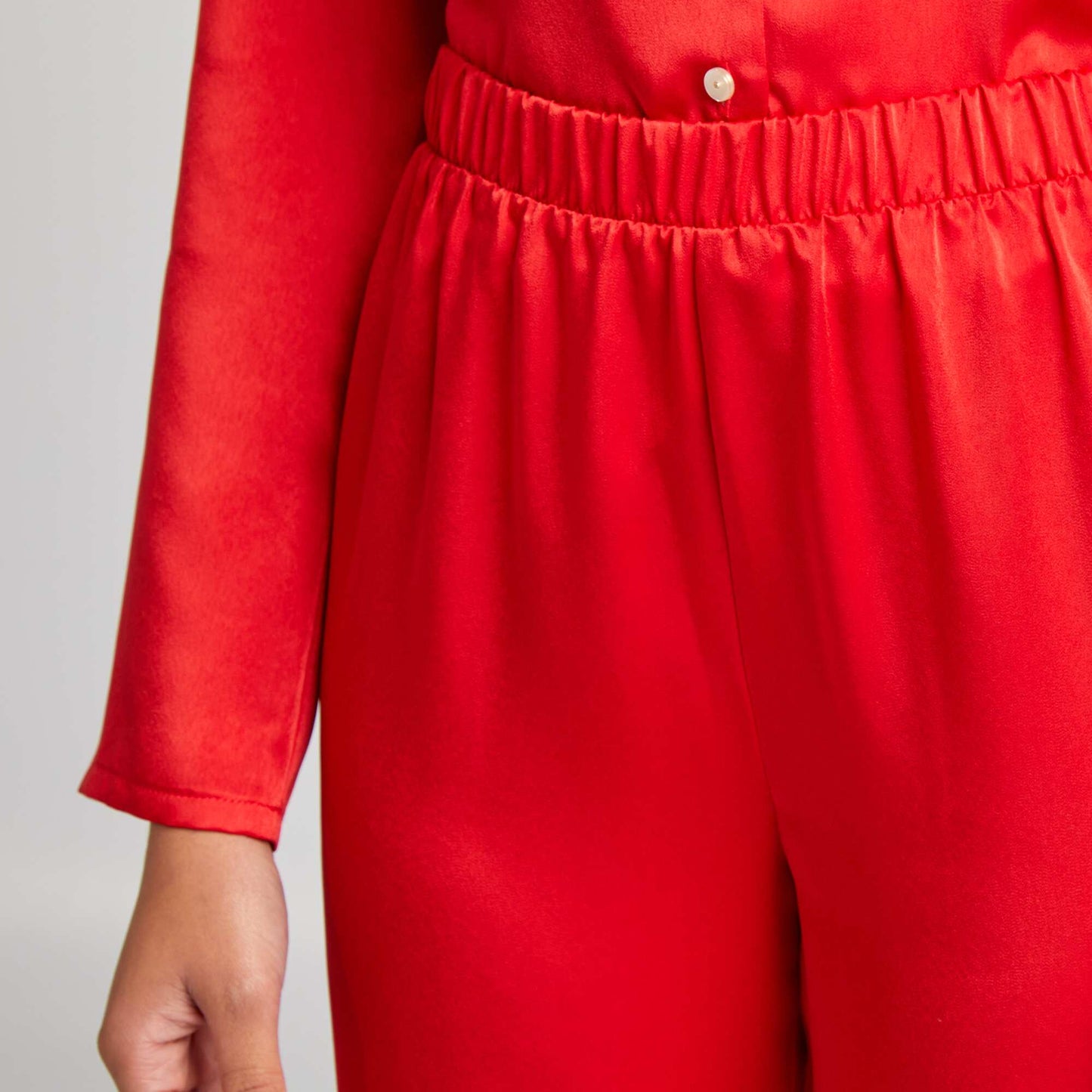 Satin pyjama shirt + trousers set RED