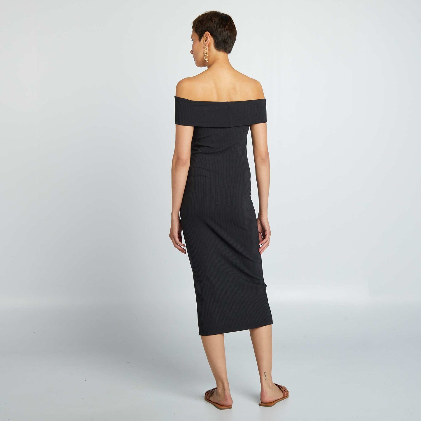 Form-fitting ribbed knit dress with Bardot neckline black