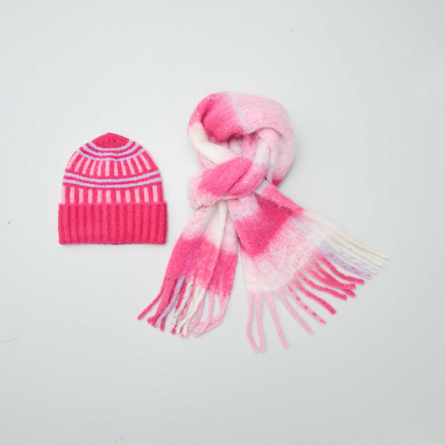 Beanie + scarf set - 2-piece set PINK