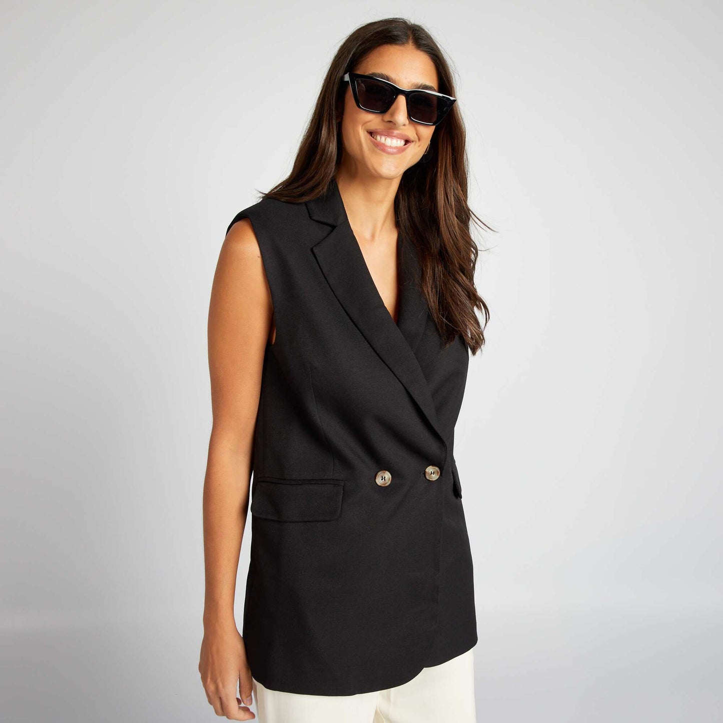 Sleeveless mid-length blazer black