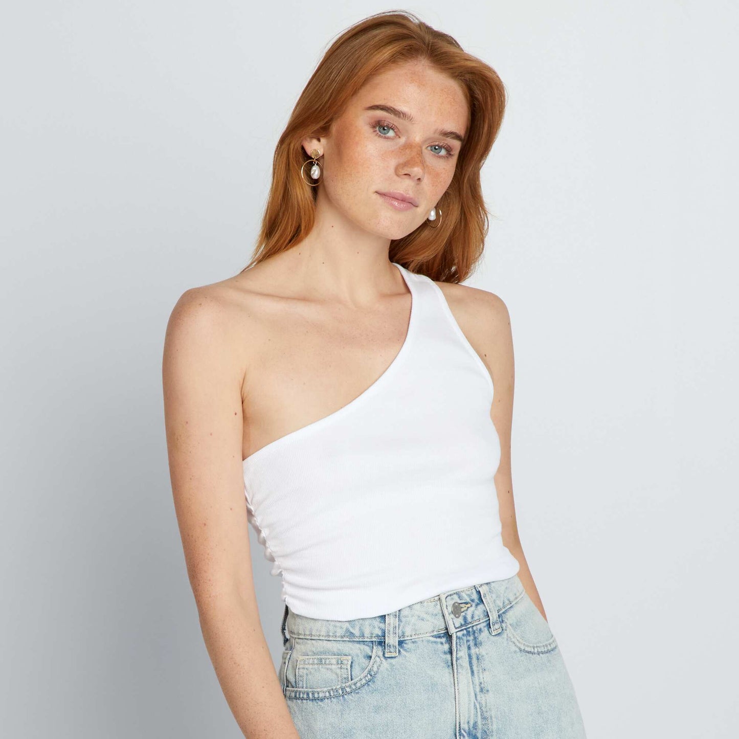 Ribbed vest top with asymmetric strap white