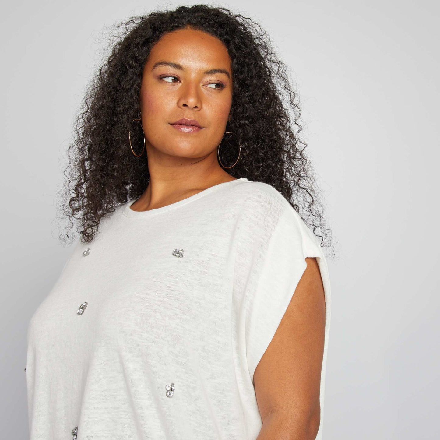 Lightweight  flowing T-shirt with pretty jewelled detailing WHITE