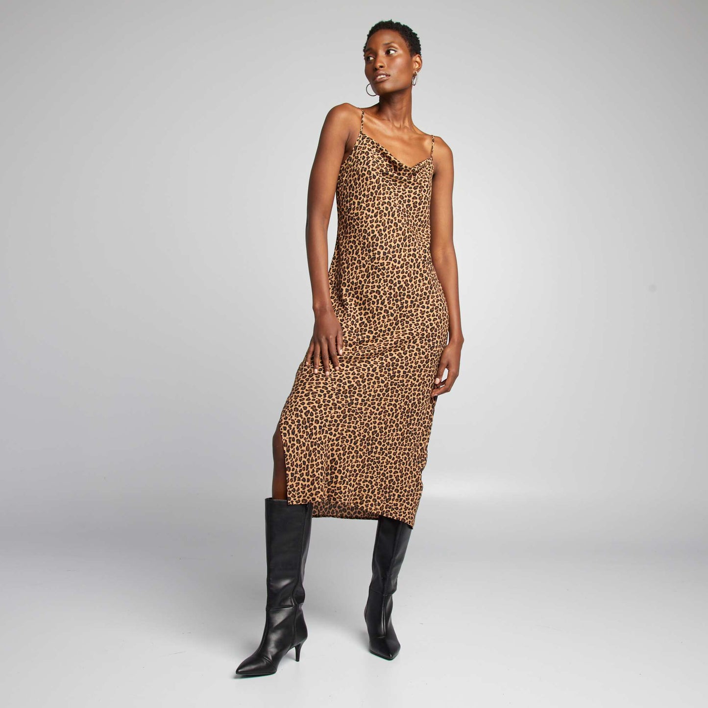 Flowing cowl neck dress BROWN