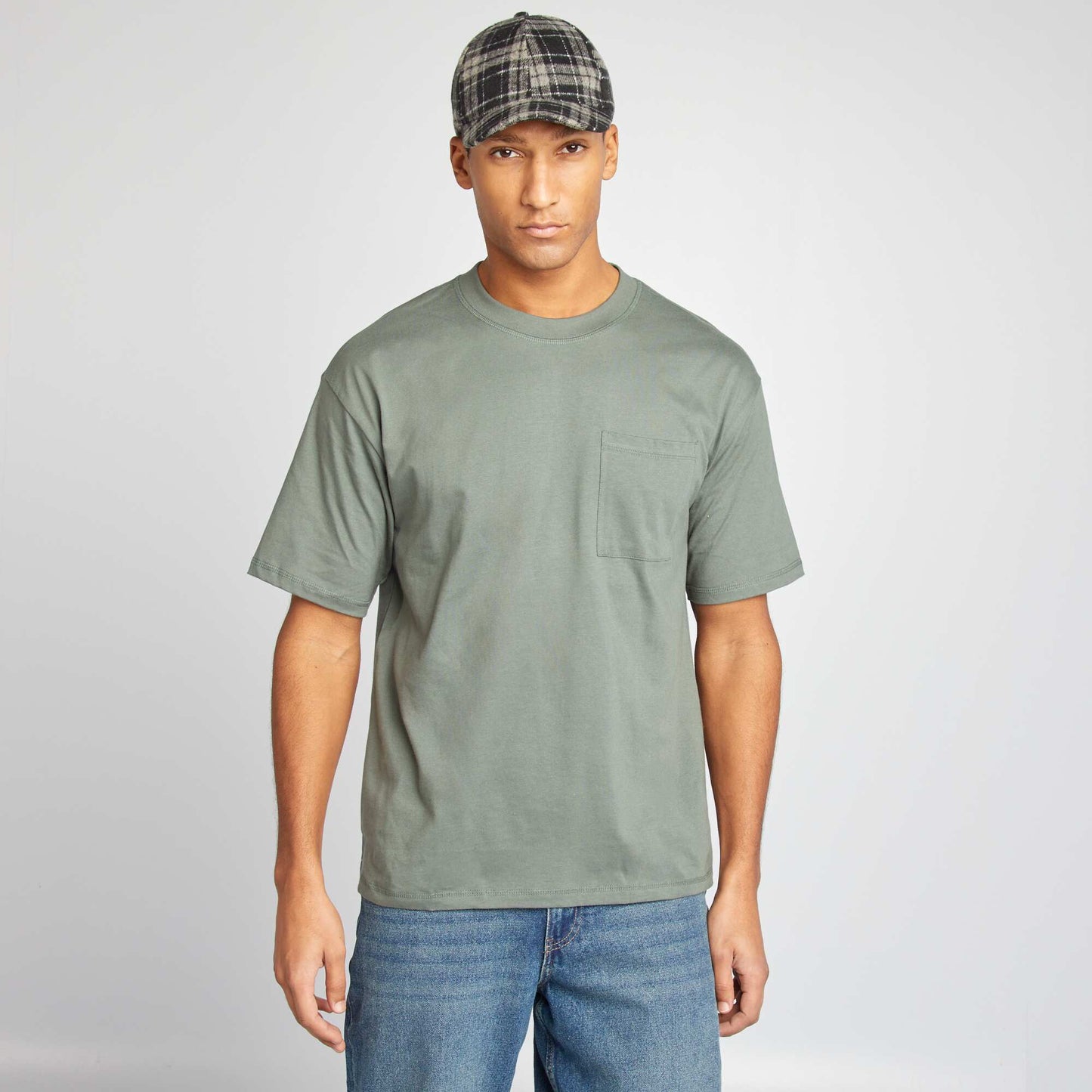 Plain T-shirt with breast pocket GREEN