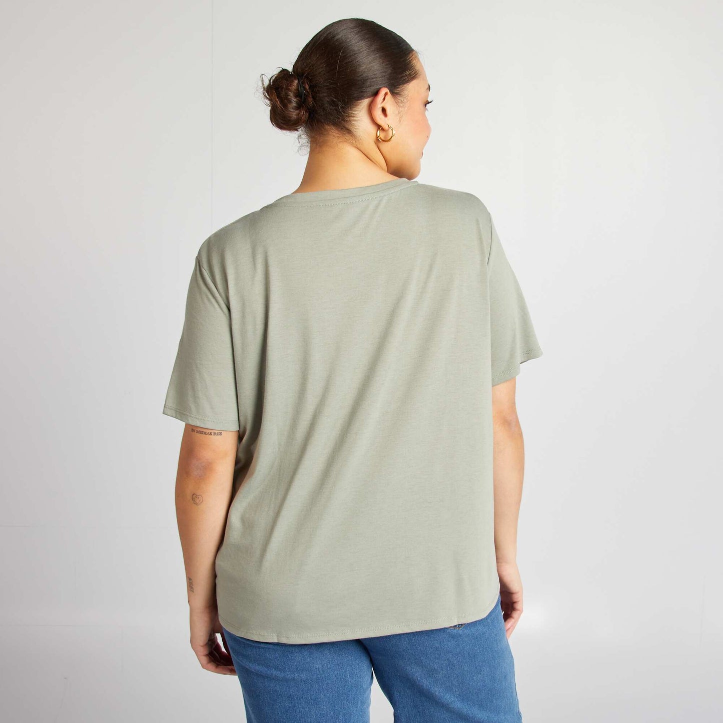 Basic plain V-neck T-shirt GREEN