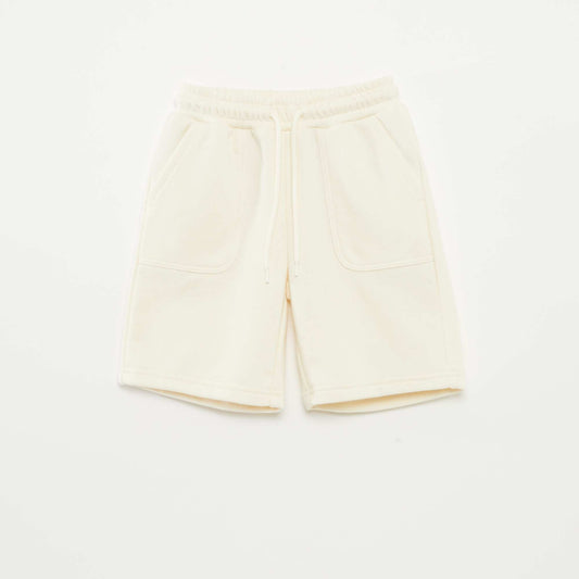 Shorts with large pockets WHITE