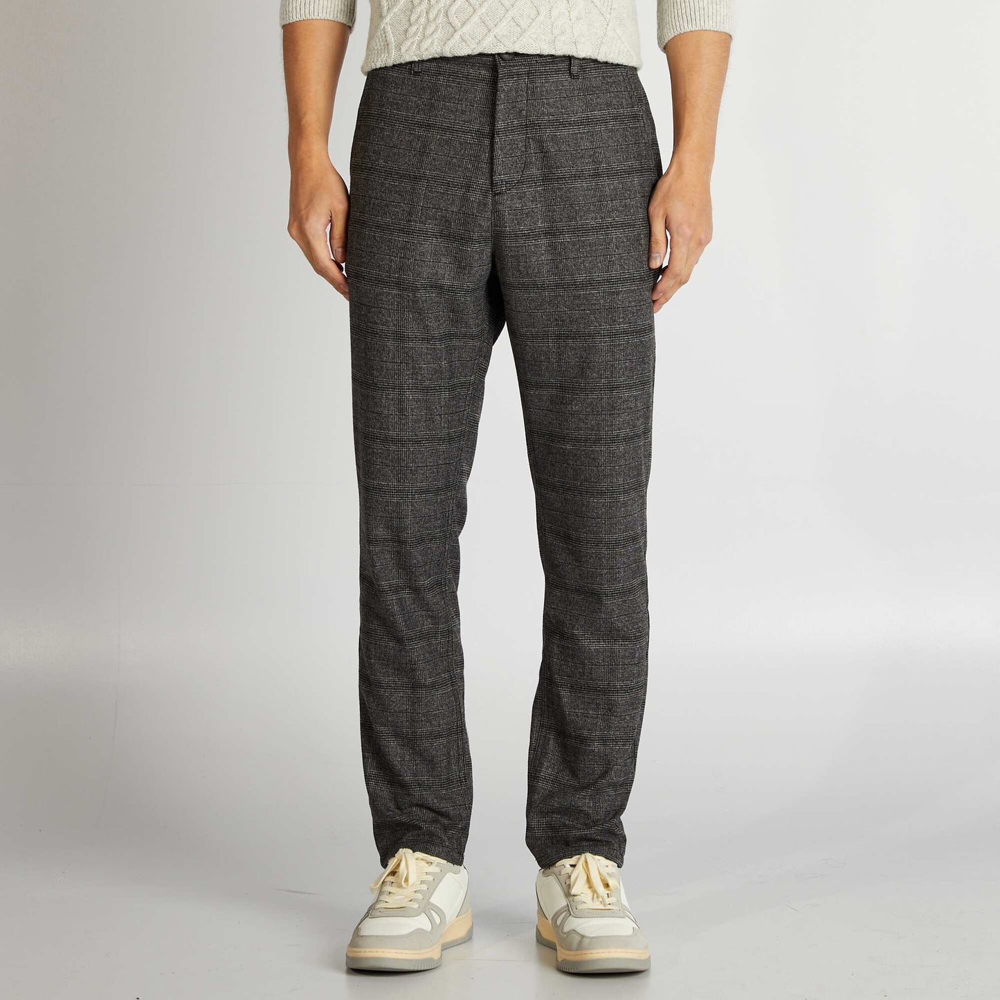 Checked chinos GREY