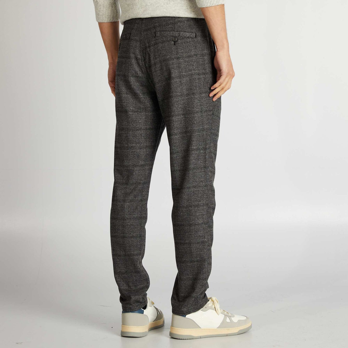 Checked chinos GREY