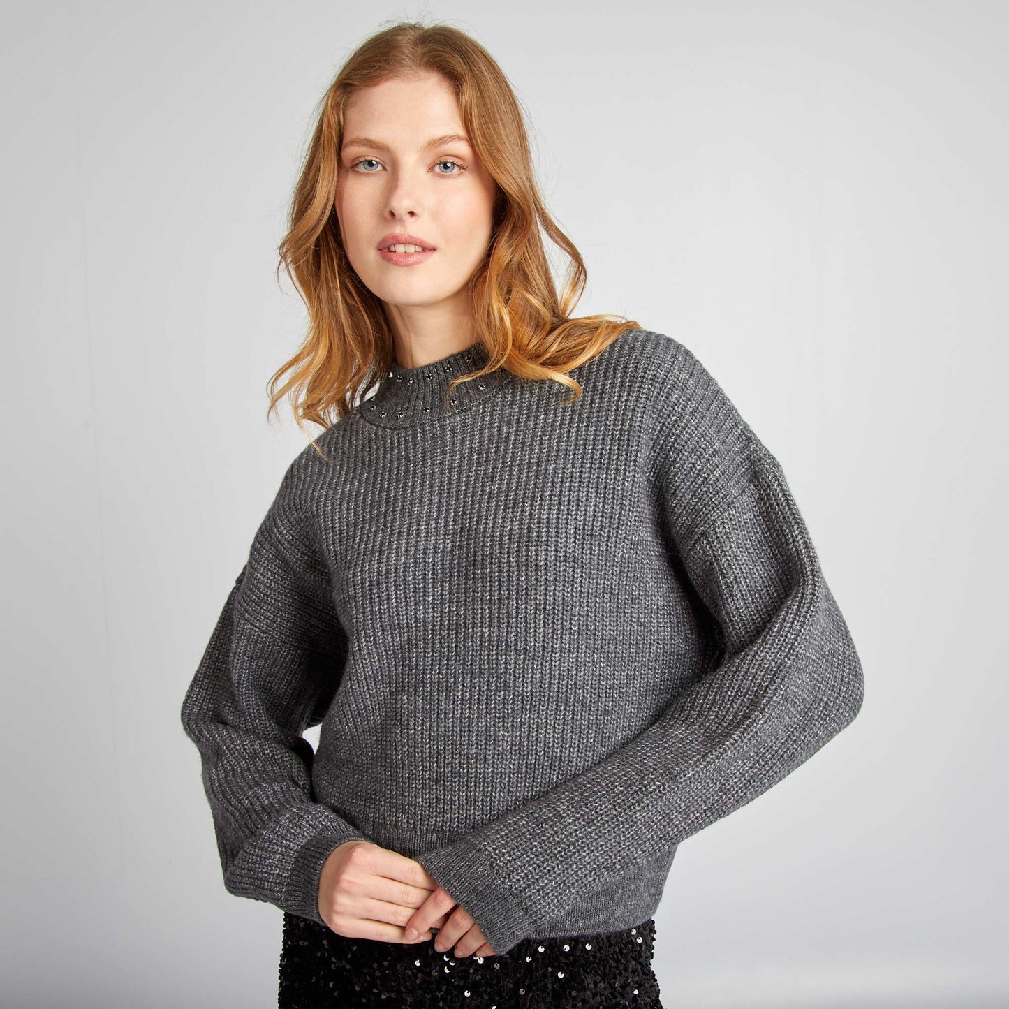 Sweater with jewelled neckline GREY