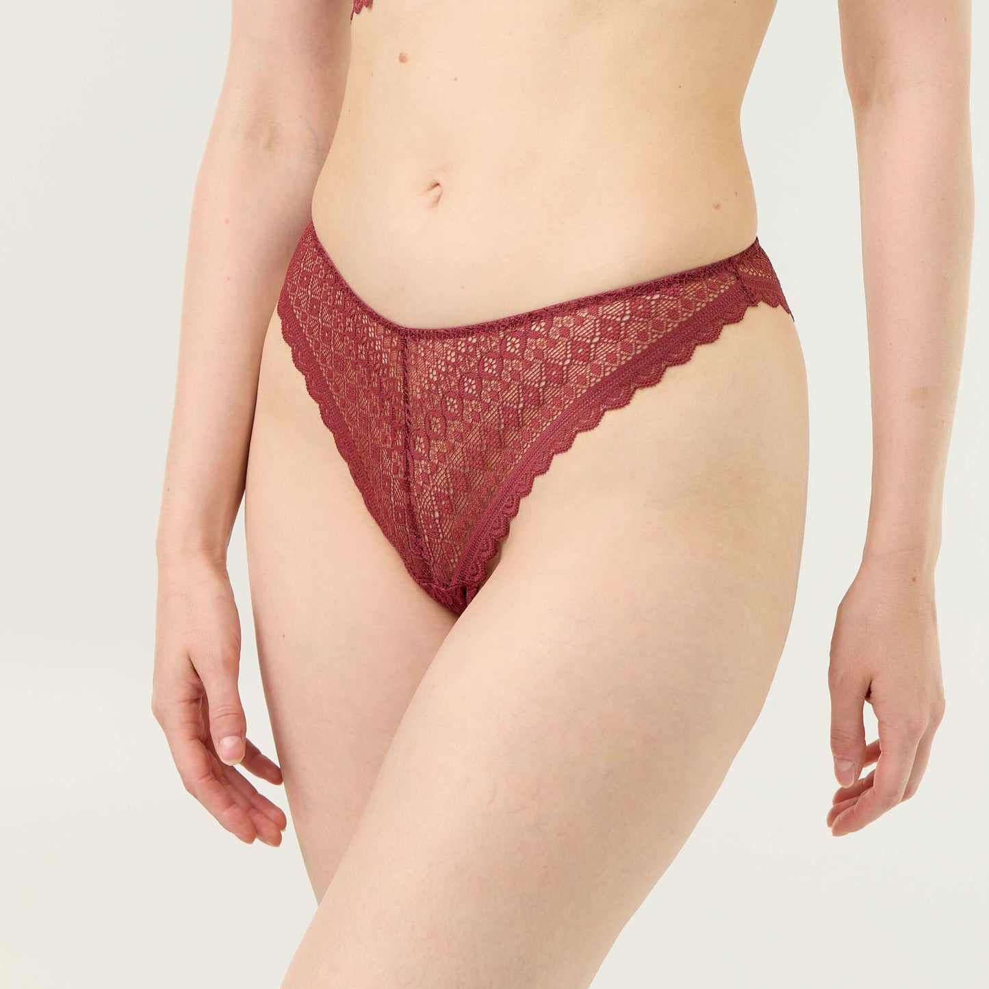 Lace Thong BURGUNDY