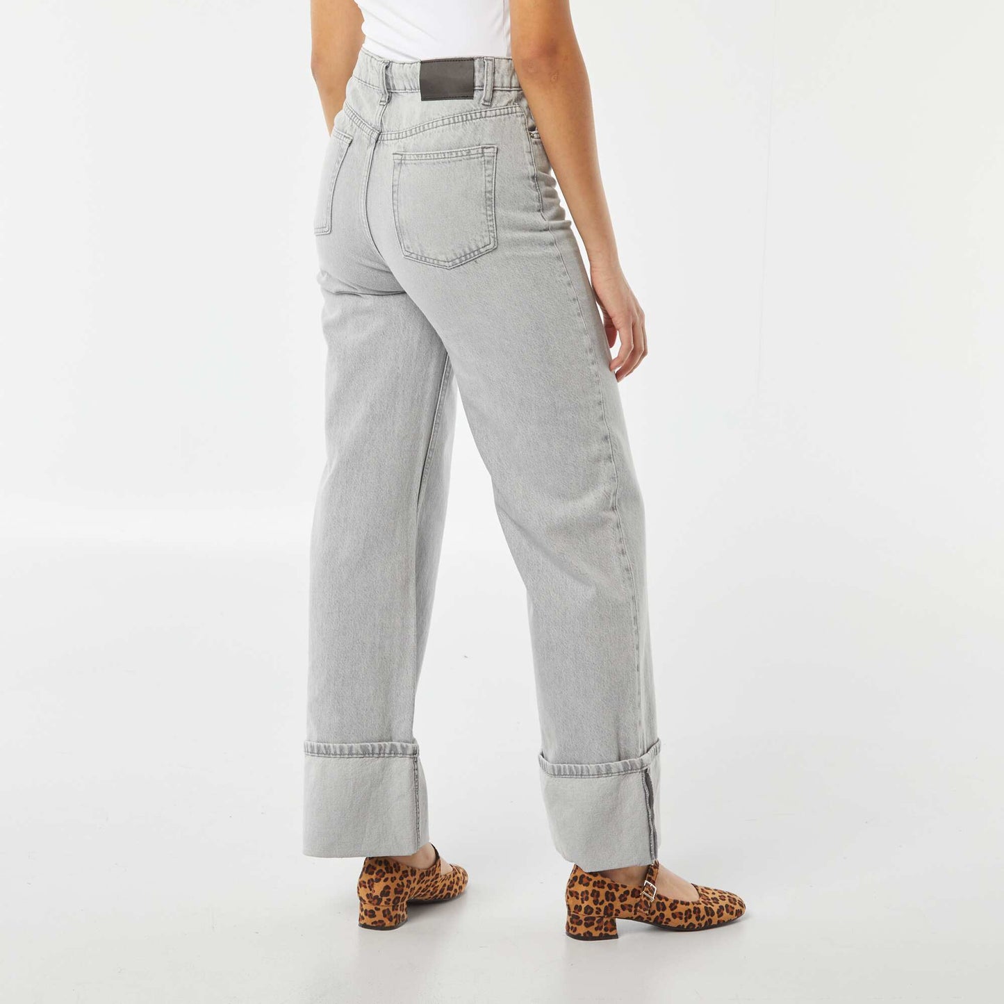 Wide-leg trousers with generous cuffed hems GREY