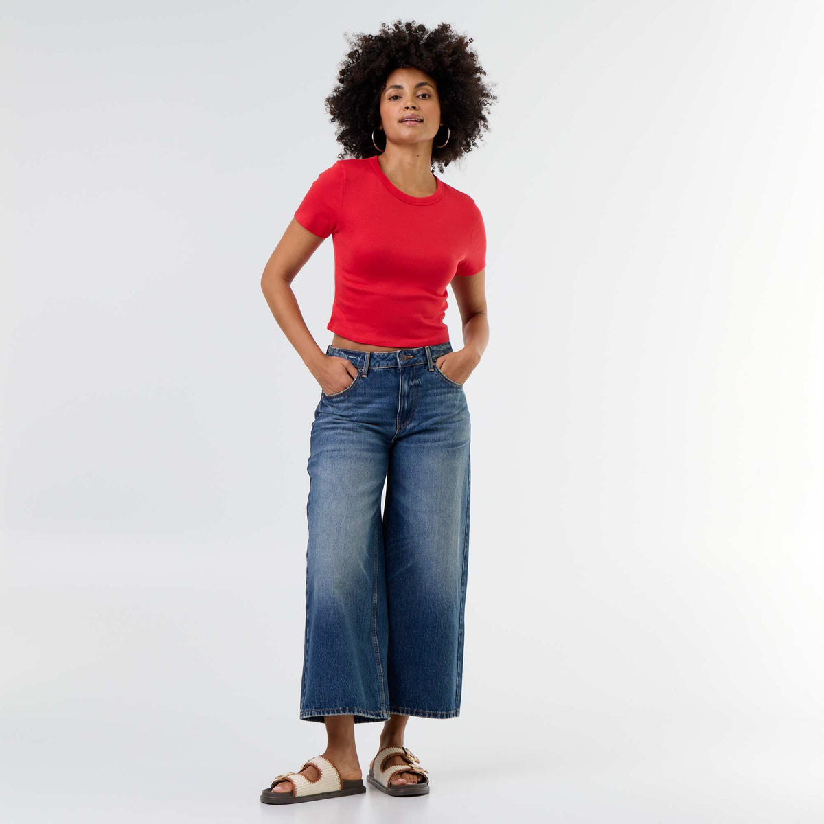 Women's Ribbed Knit Crew Neck T-Shirt RED