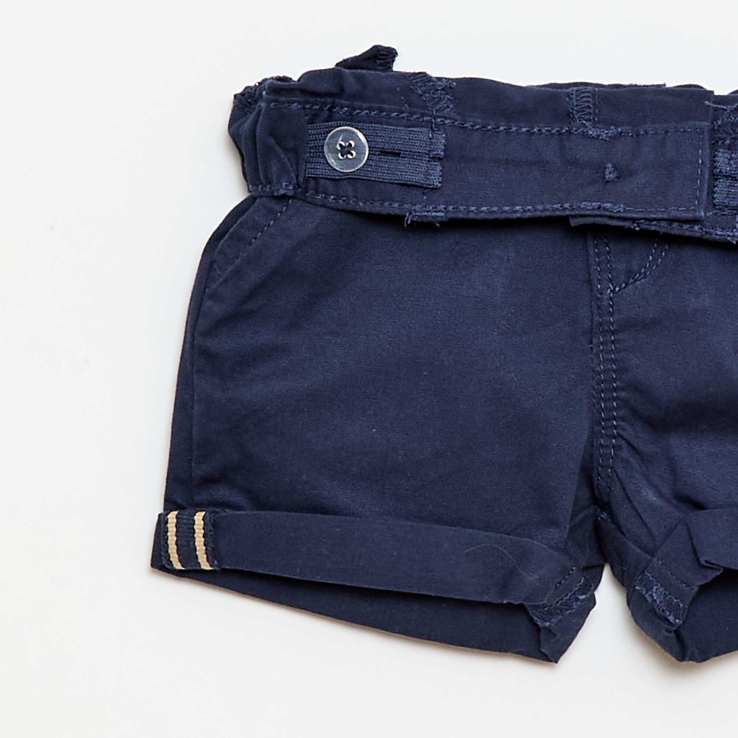 პოლო და შორტი კომპლექტი - 2 ცალი კრემისფერი