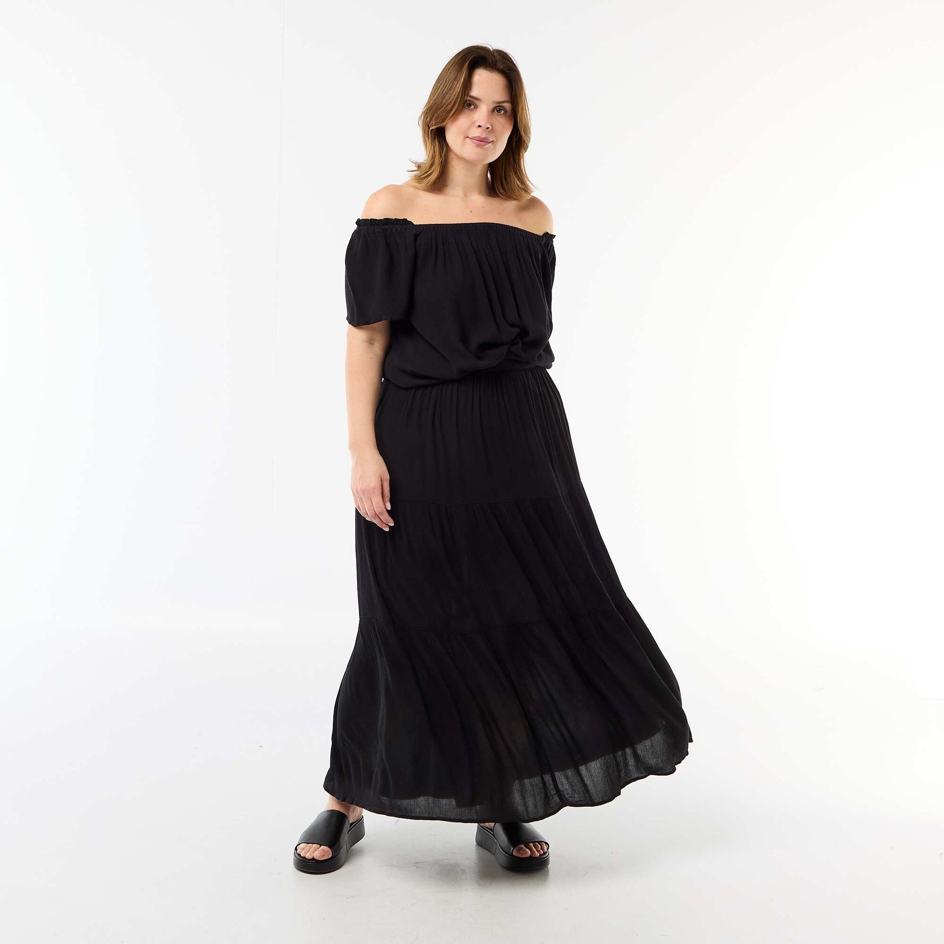 Short-Sleeved Flowy Crepe Blouse BLACK