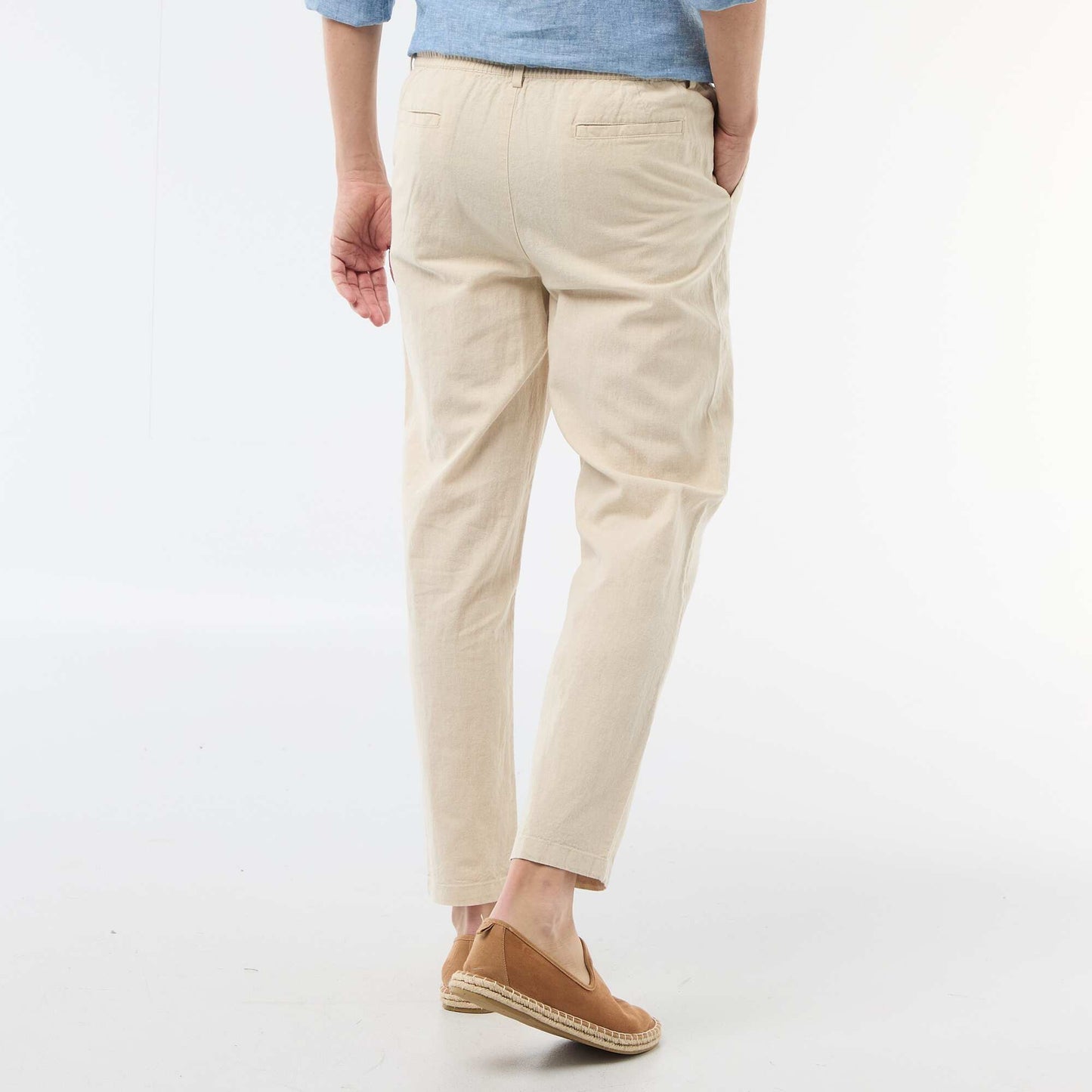 რეგულარული მორგება ტილო ნაზავი ჩინოს შარვალი თეთრი