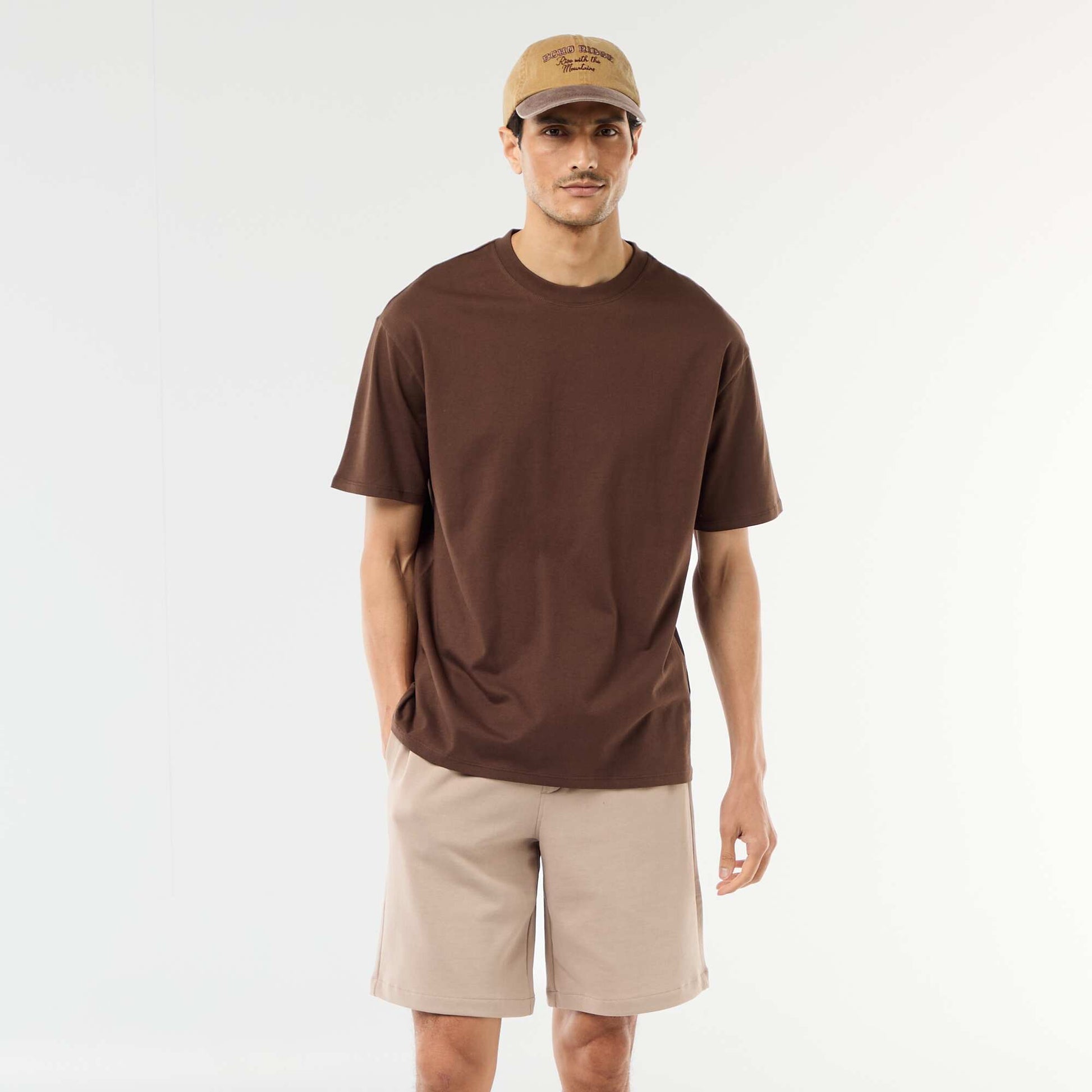 სადა მსუბუქი ფლისის ბერმუდის შარვალი შორტი კრემისფერი