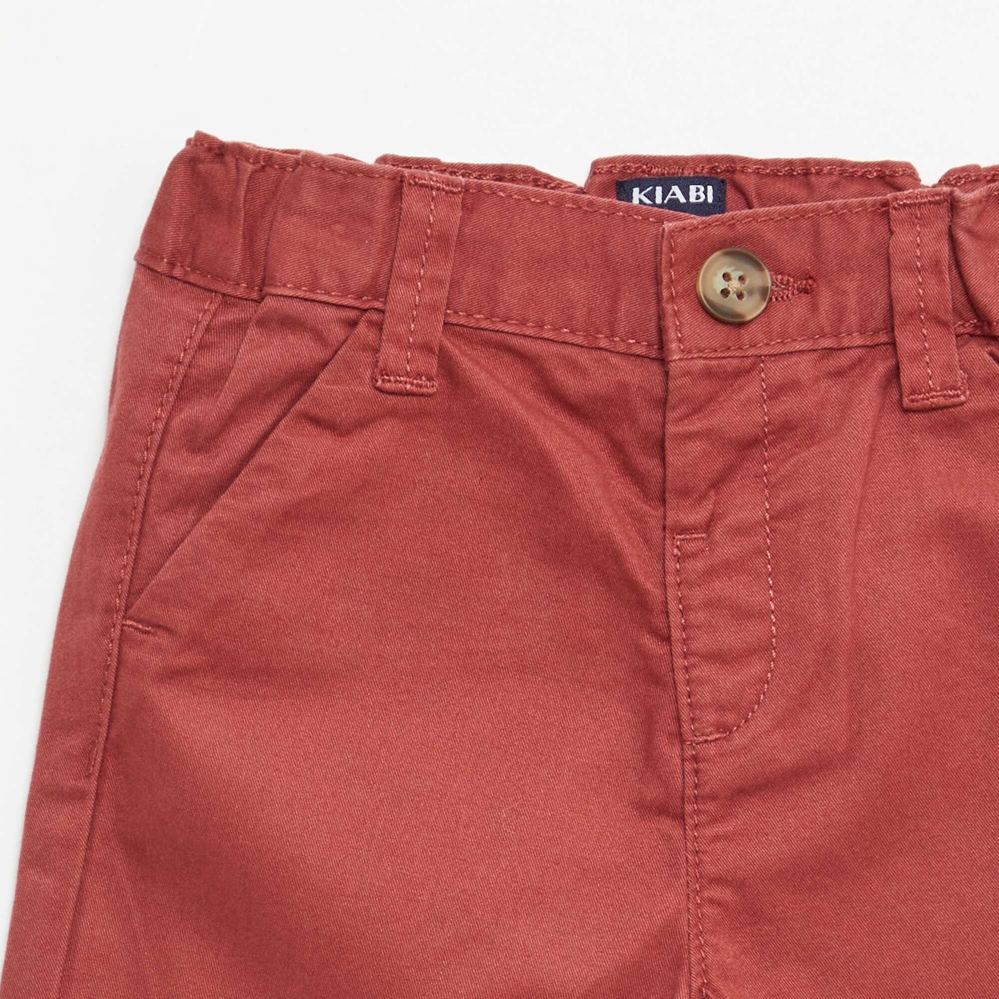 ჩინო შორტი რეგულირებადი წელით წითელი