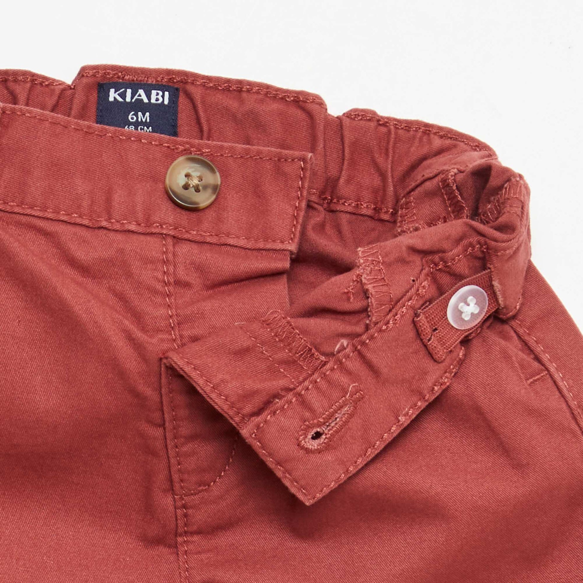 ჩინო შორტი რეგულირებადი წელით წითელი