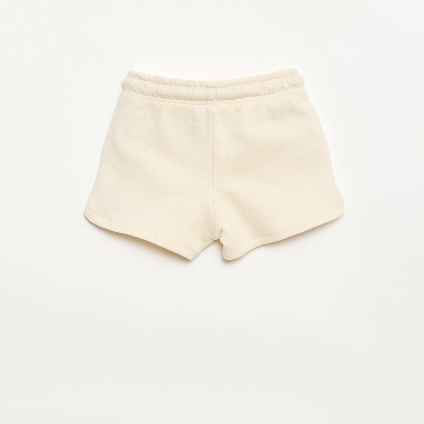 სადა მსუბუქი საწმისი შორტი თეთრი