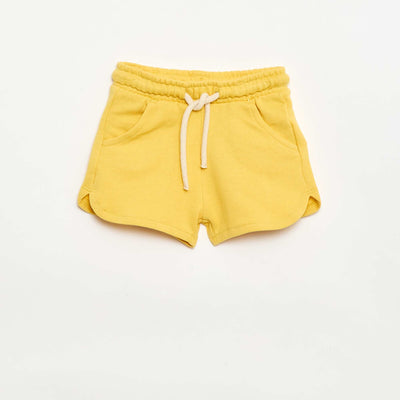 სადა მსუბუქი საწმისი შორტი ყვითელი